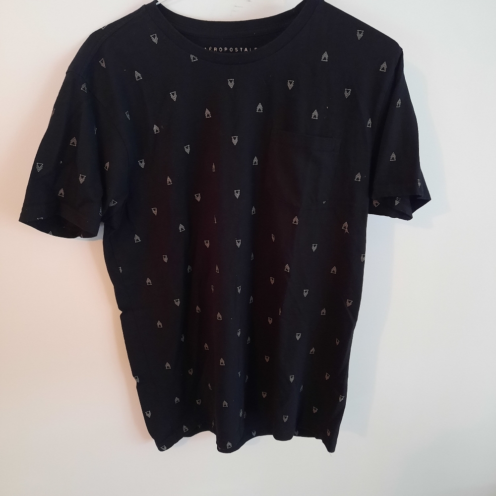 Aeropostale Men's black t-shirt Size M